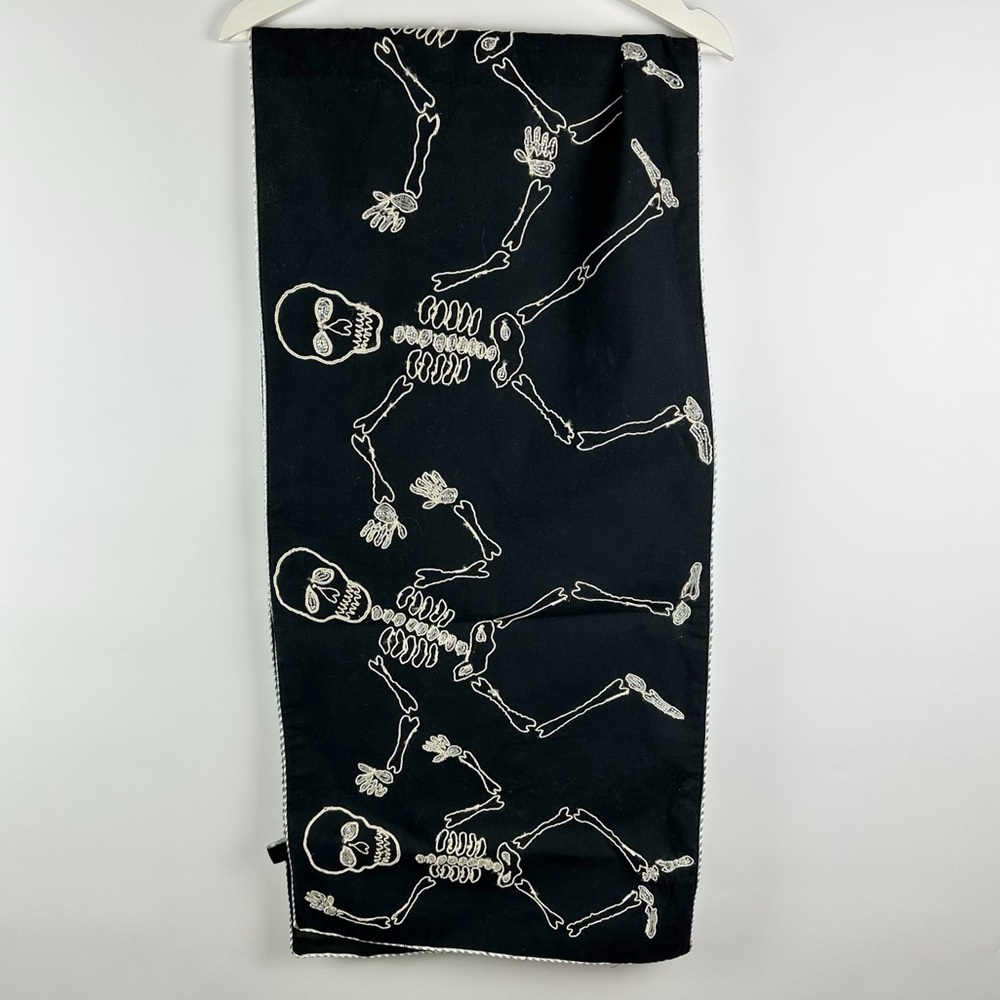 Cynthia Rowley New York Halloween Embroidered Beaded Skeleton Table Runner 70”